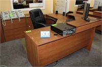 Office Desk, HP PC, Monitor & Keyboard,