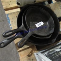 3 cast iron skillets- no name