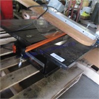 B&D induction motor table saw- untested