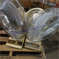 Set of 4 fans, 2 are missing swivel control, unt.