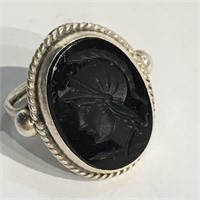 Sterling Silver & Cameo Ring