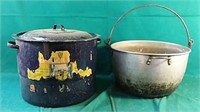 Canning/bottling pot & vintage cooking pot
