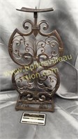 Iron work candle stand