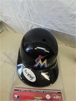 New Rawlings souvenir batting helmet