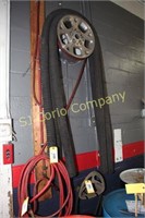 Lot:  3 garage exhaust hoses