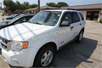 2008 Ford  Escape  1FMCU93128KA92279 - White