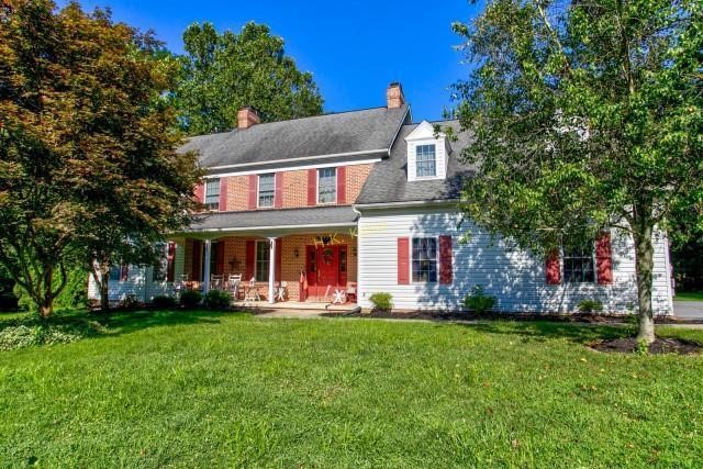 8 Creekwood Drive, Lancaster, PA Real Estate Auction