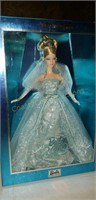 NRFB Barbie 2001 collector edition