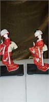 2 Beautiful geisha dolls in traditional dress