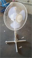 Oscillating Fan  on Stand