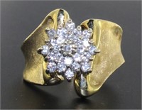 10kt Gold Brilliant 1/2 ct Diamond Cluster Ring