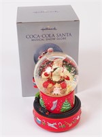Hallmark "Coca-Cola Santa" Musical Snow Globe