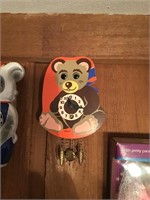 Teddy bear clock