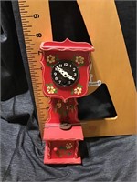 Mini grandmothers clock