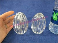 2 nice solid crystal eggs (lines)