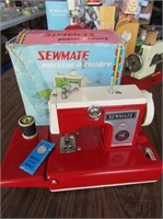 Sewmate Toy Metal Sewing Machine