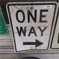 One Way w/ arrow, 18 x 24