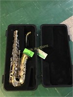 Saxophone as is case in two peices