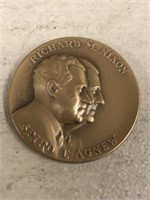 Richard Nixon, Spiro Agnew bronze medallion