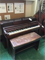 Wurlitzer piano with non-matching bench as is