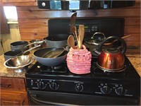 Deal Asst. Pots & Pans, Utencils- see Pictures