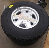 Firestone Studded Tire p245/75R16 109S M-I-S w/rim