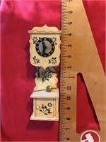 Mini grandmother clock