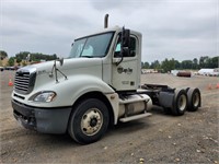 2005 Freightliner Columbia T/A Truck Tractor