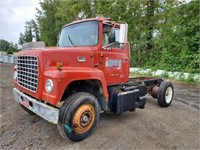 1974 Ford 9000 10' S/A Cab & Chassis