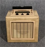 Vintage Eveready Radio
