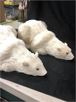 Pair of natural sisal fiber polar bears