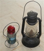 kerosene lantern (cracked globe), electric lantern