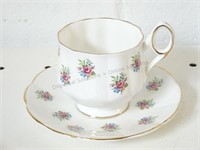 Elizabethan Tea Cup & Sacuer, Flower Bouquet