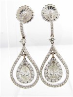 14K White Gold Pear Shaped Diamond Earrings