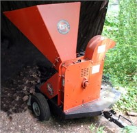 DR wood chipper on 2 wheels with hitch