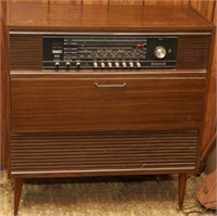 Grundig Console shortwave radio