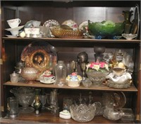 Contents of china closet: lot misc. glassware