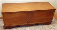 Lane cedar chest and contents - misc items