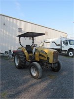 Non-Running Challenger Tractor 4WD-