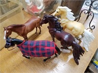 4 Briar Horses