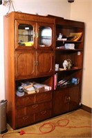 2 Wall Cabinets