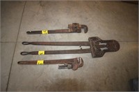 Dehorner & pipe wrenches