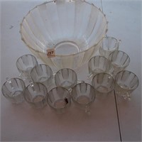 Punch Bowl and Cups/Glass