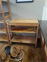 Wooden adjustable shelf display unit