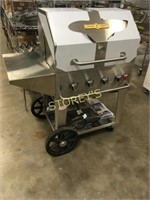 NEW Crown Verity BBQ - Propane