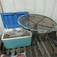 Cooler w/ bottles, mesh patio table--26"W (loose)