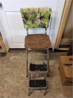 Step up Vintage Chair
