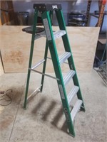 Grade 2 6' Fiberglass Ladder 225lbs