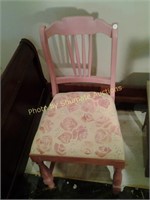 Pink rose chair