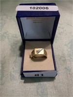 9CT GOLD WITH 1 DIAMOND RING (HEAVY)